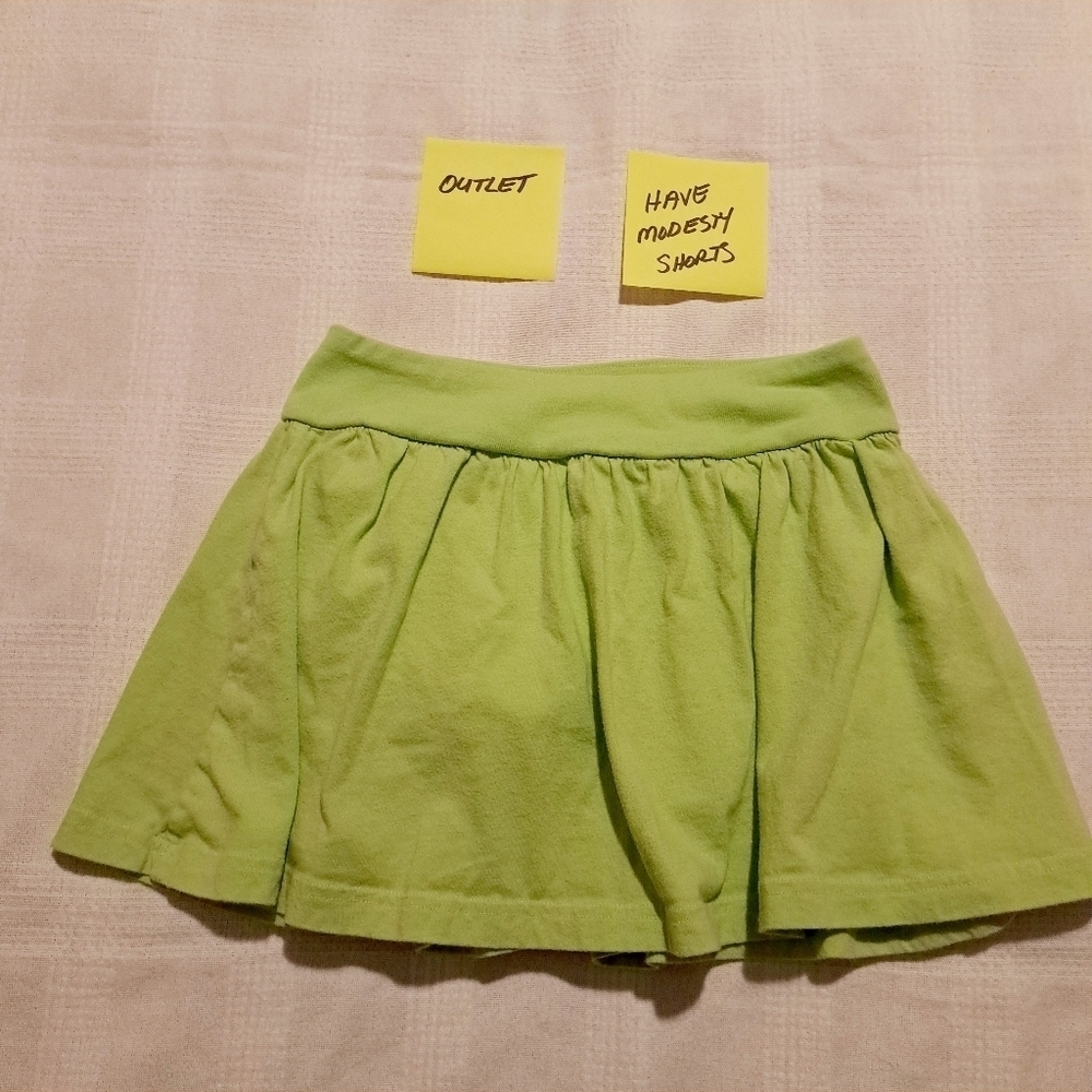 Gymboree Outlet girls size 8 green skirt with modesty shorts